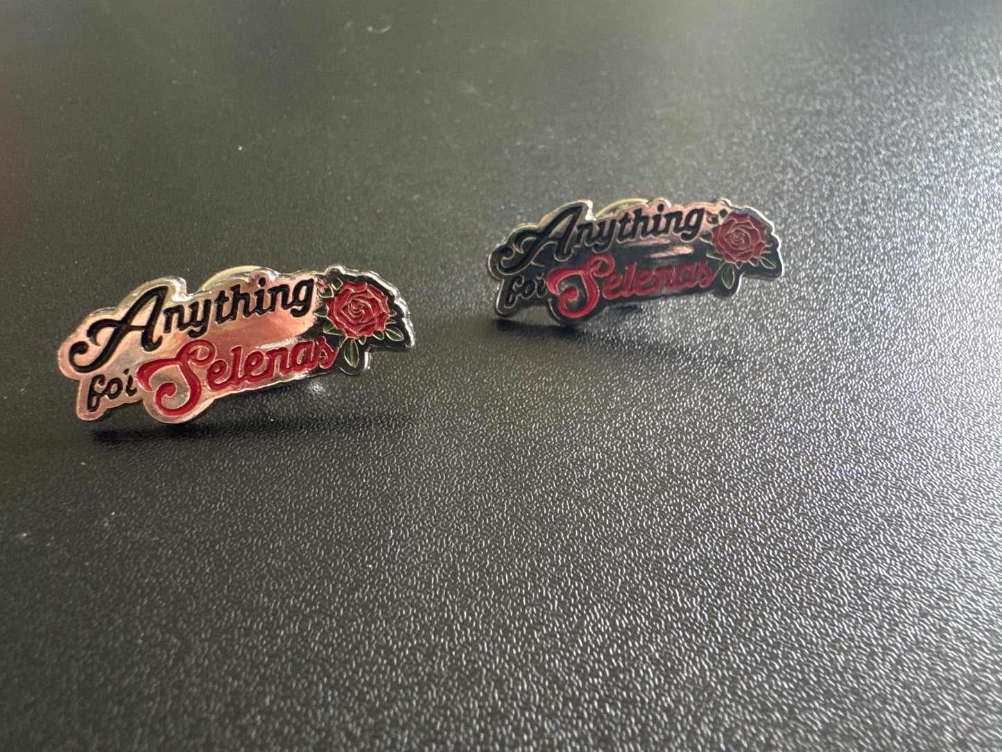 Selena Pin