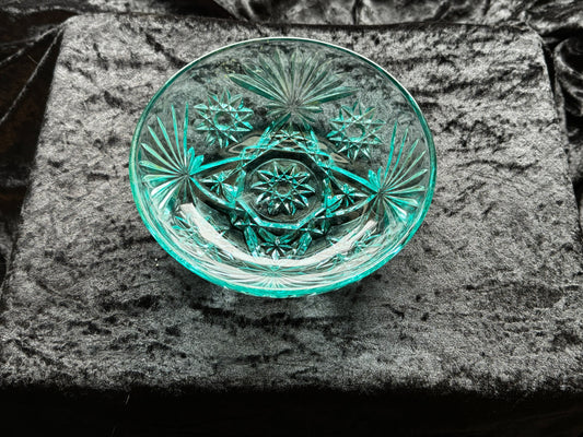 Anchor Hocking Early American Prescut BLUE Star of David Bowl