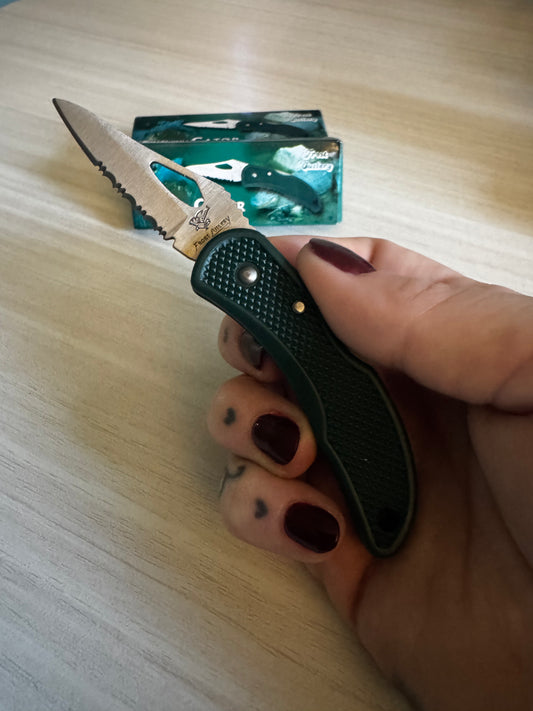 Slutty Lil Knives
